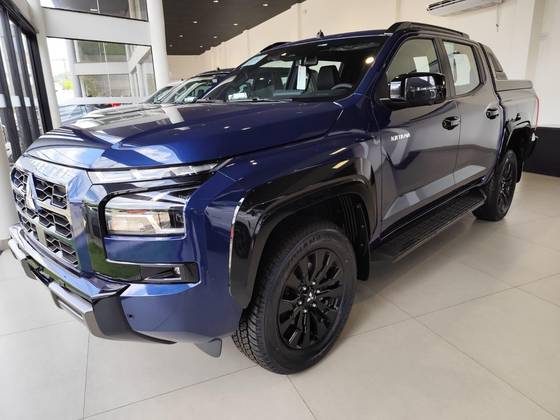 MITSUBISHI TRITON 2.4 BITURBO DIESEL CD KATANA 4X4 AUTOMÁTICO